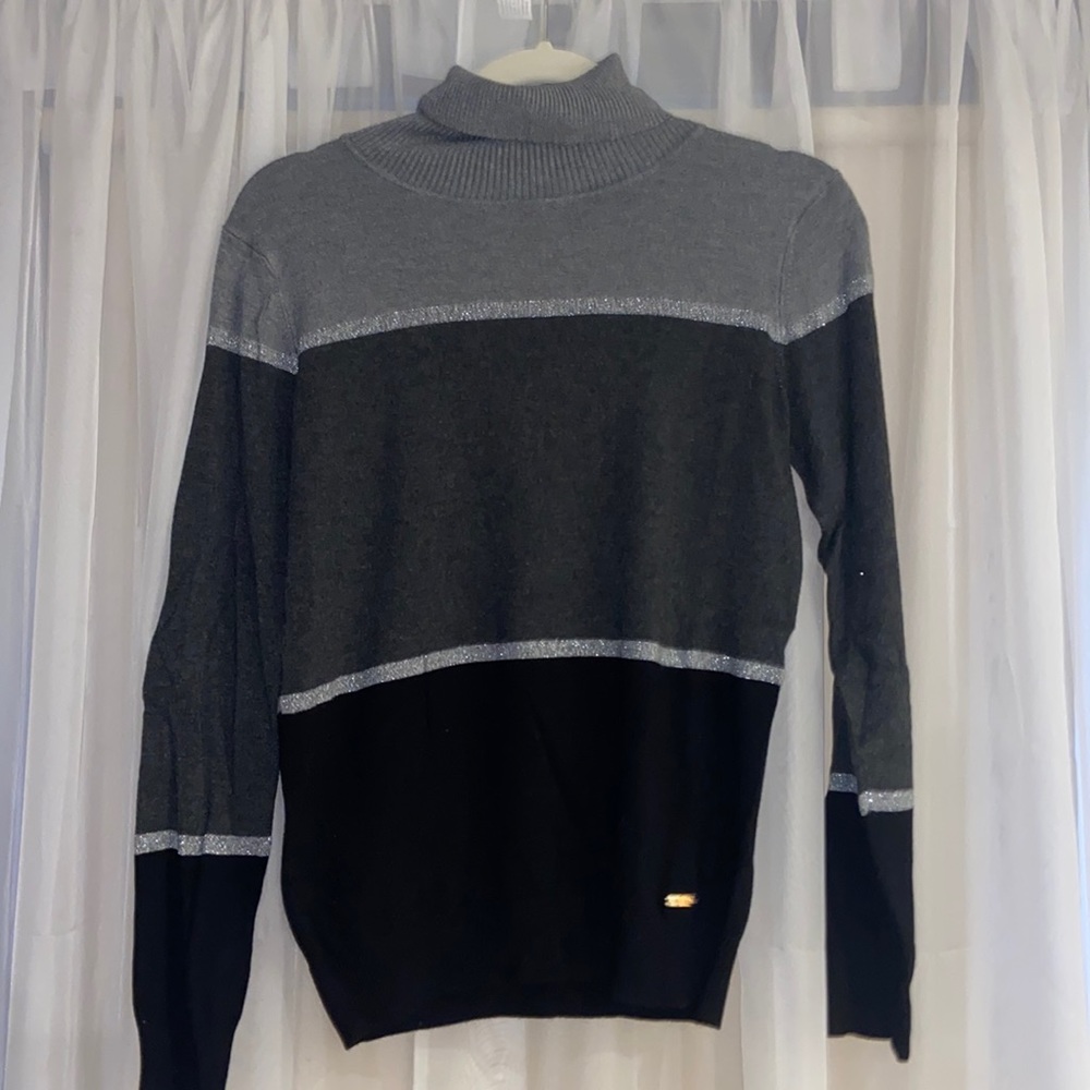 Calvin Kline turtle neck